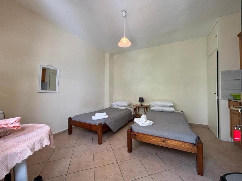 Antigone Apartments